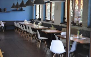 tische im restaurant bellini